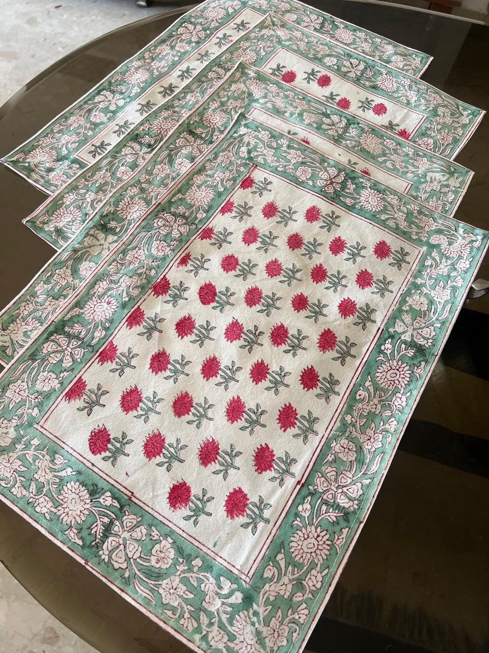Vrindaa Table Mat Set
